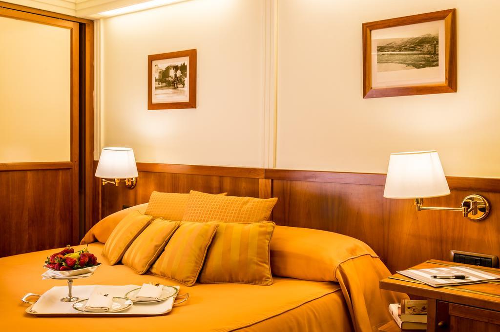Hotel Vis à Vis Sestri Levante Esterno foto